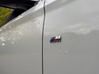 /photos/12452/16bb77e5-33a1-46b2-b189-829f46073558_i320x240.jpg